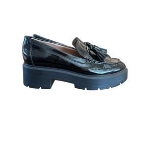 Women’s Naturalizer Patent Leather Tasseled Loafer. Size 9